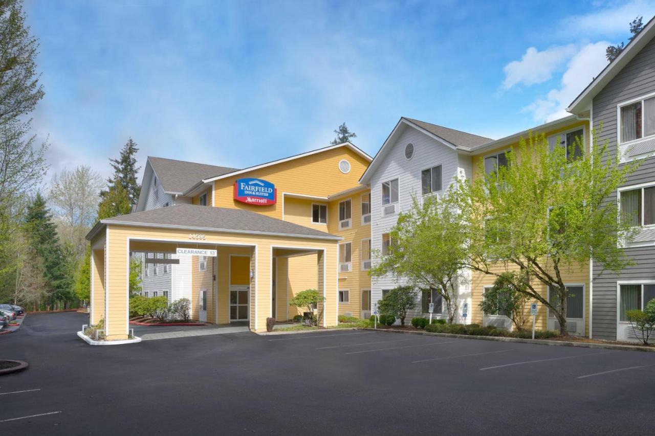 Fairfield Inn & Suites Seattle Bellevue/Redmond Exterior photo