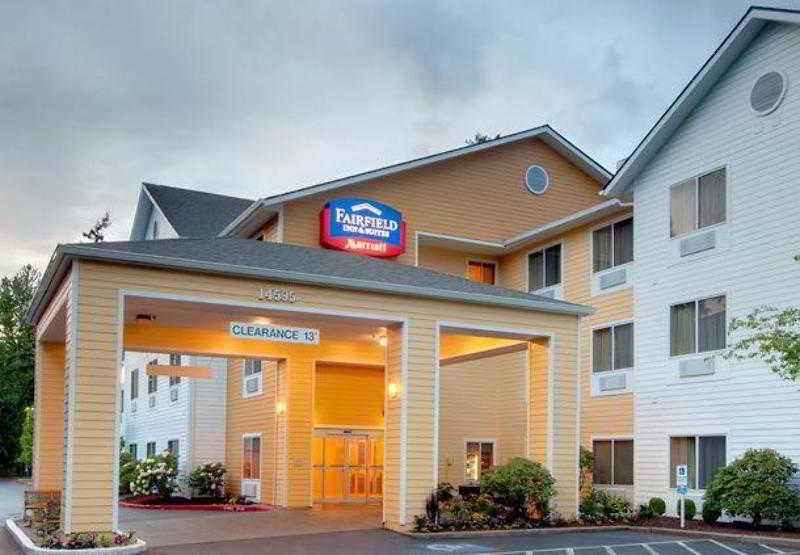 Fairfield Inn & Suites Seattle Bellevue/Redmond Exterior photo